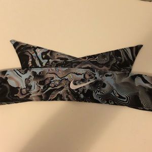 Nike headband